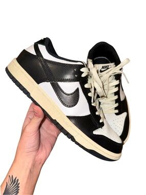 Nike Dunk Low in Vintage Panda